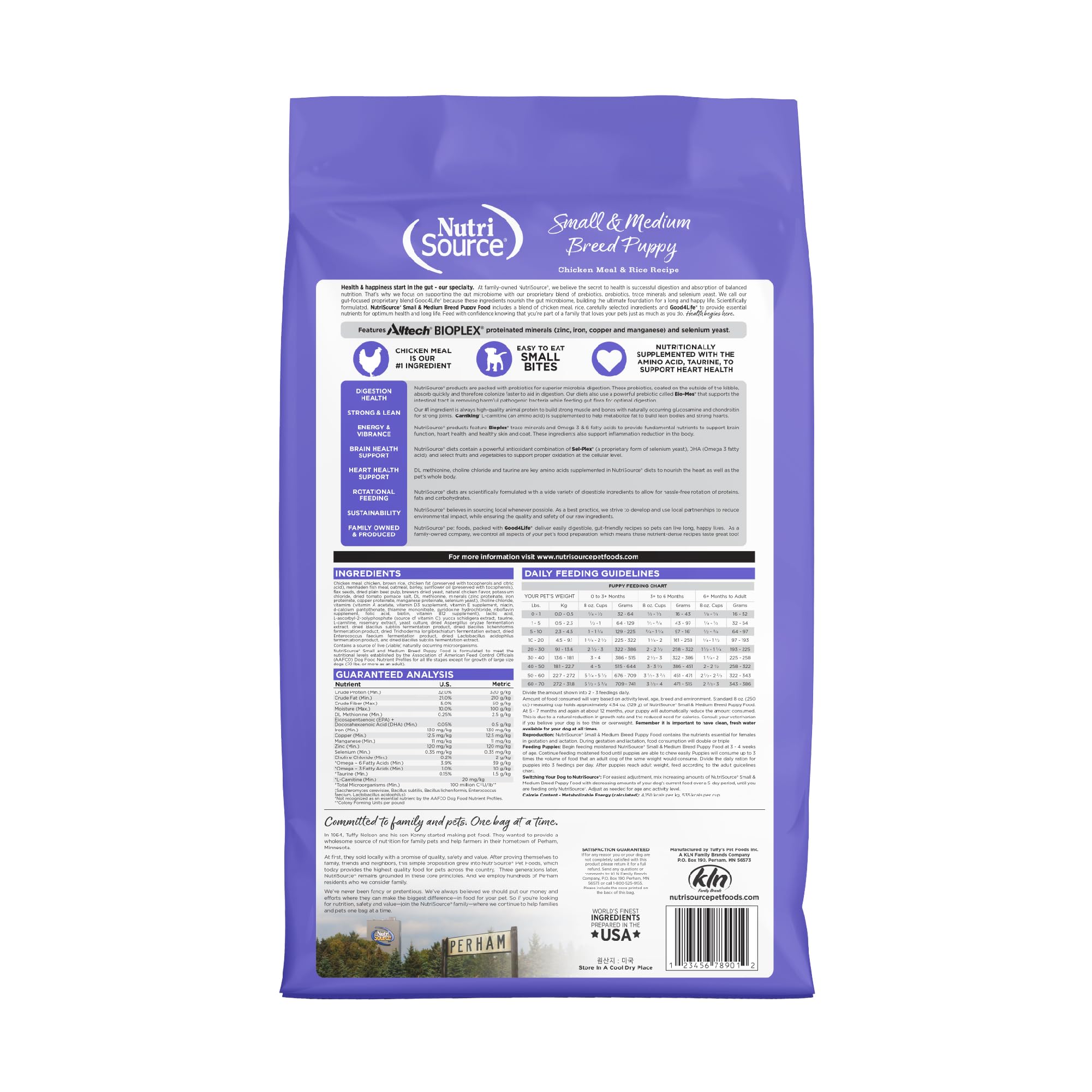 NutriSource croquetas pollo-arroz, textura crujiente adecuada para comer con facilidad.
