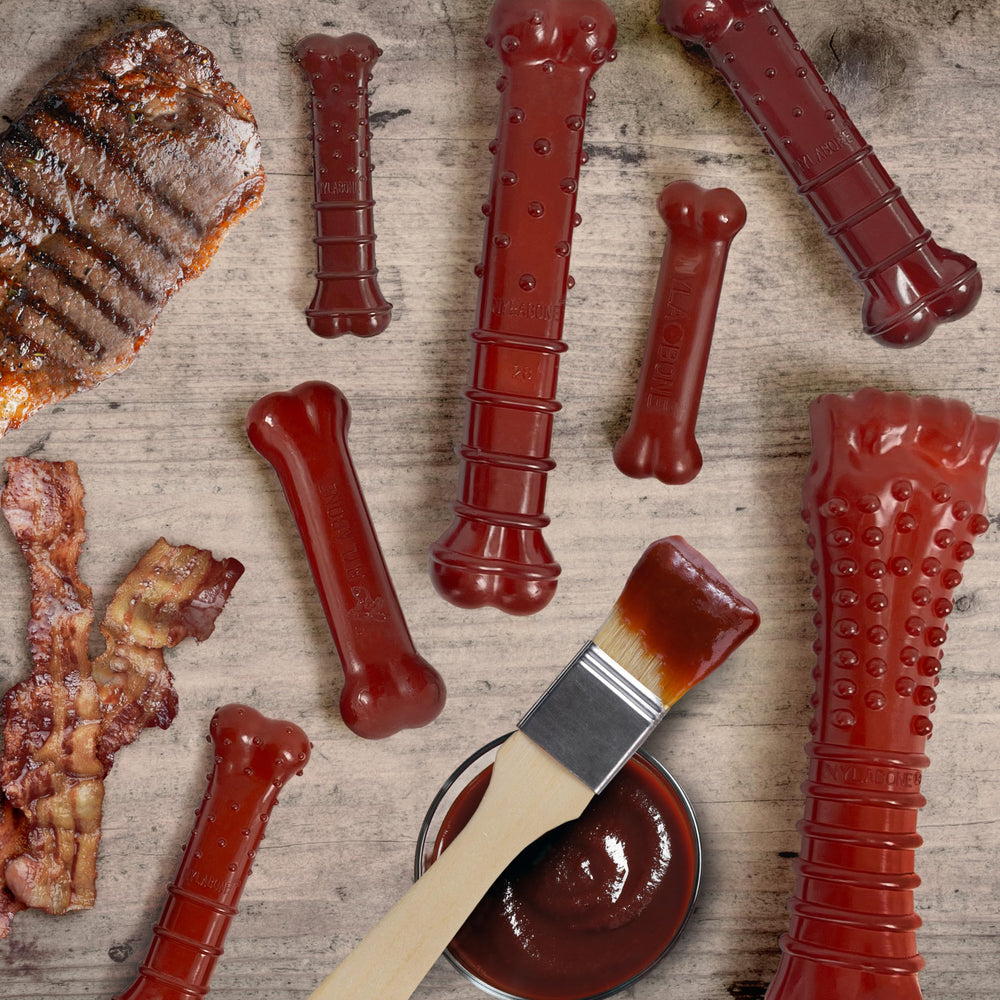 Nylabone doble sabor exterior bacon y interior steak.