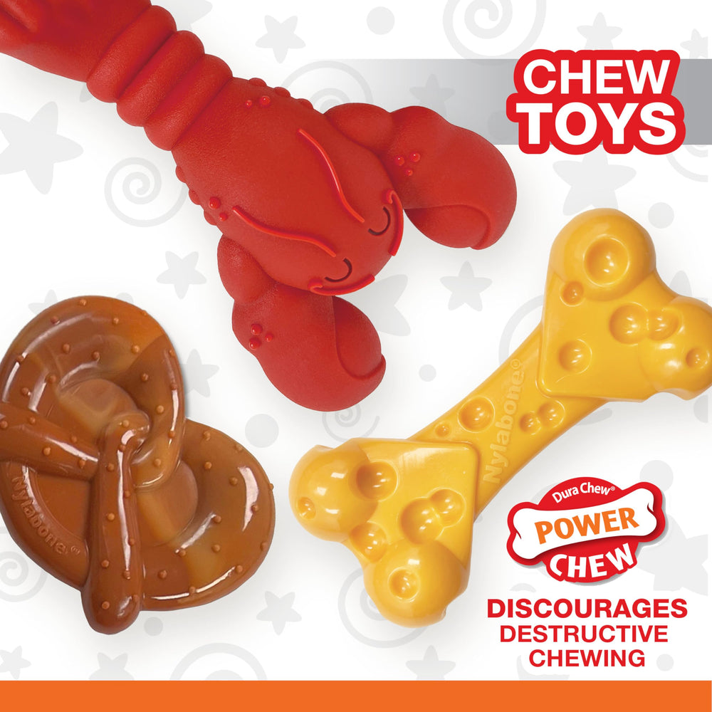 Nylabone Power Chew: juguete pretzel ergonómico para perros pequeños.