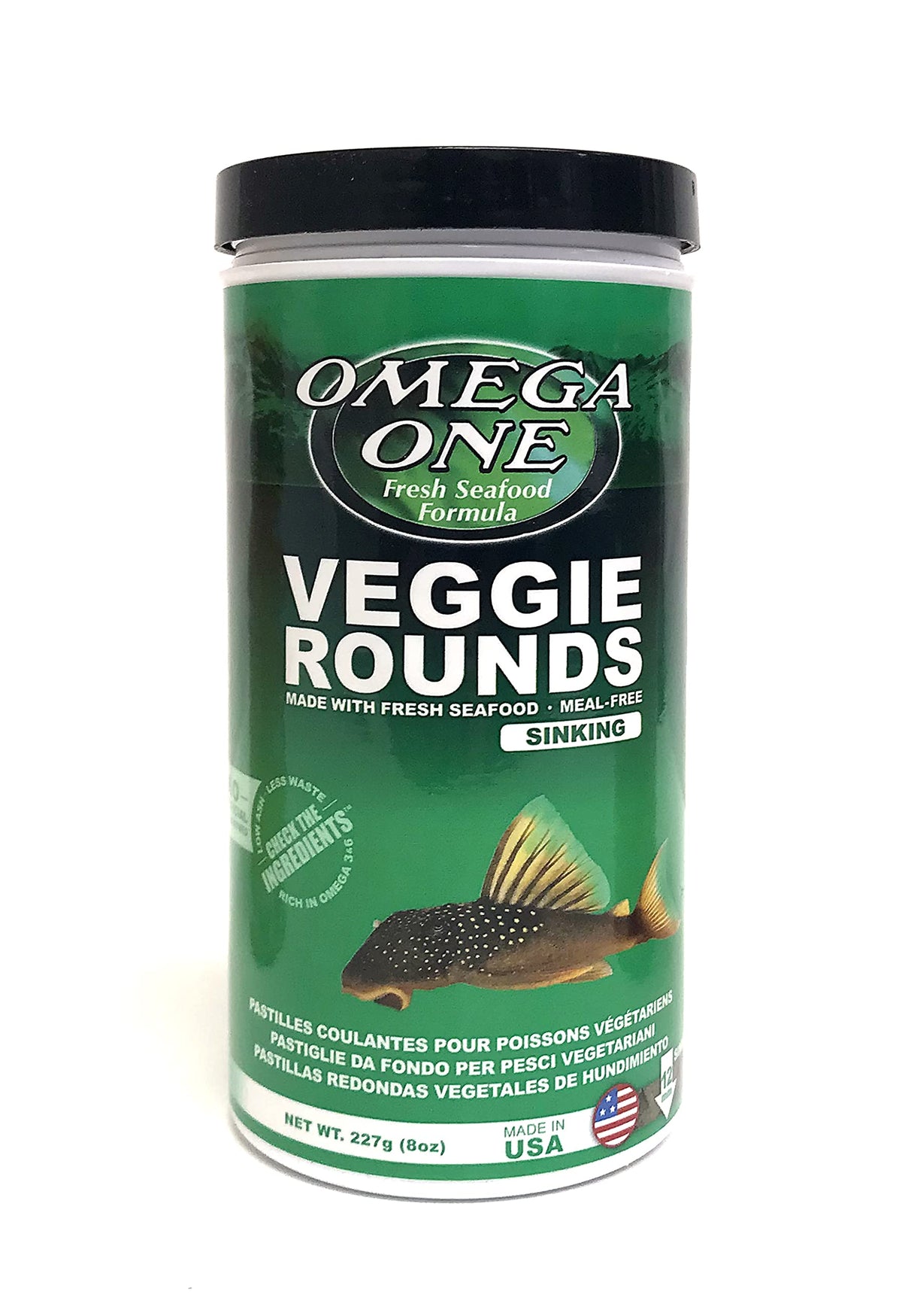 Omega One Veggie Rounds en envase de 8 oz para acuario, facilitando alimentación controlada.