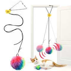 OODOSI: diseño retráctil con bolas para estimular la caza del gato.