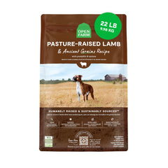 Open Farm cordero con granos antiguos, bolsa de 22 lb, proteína visible para perros activos.