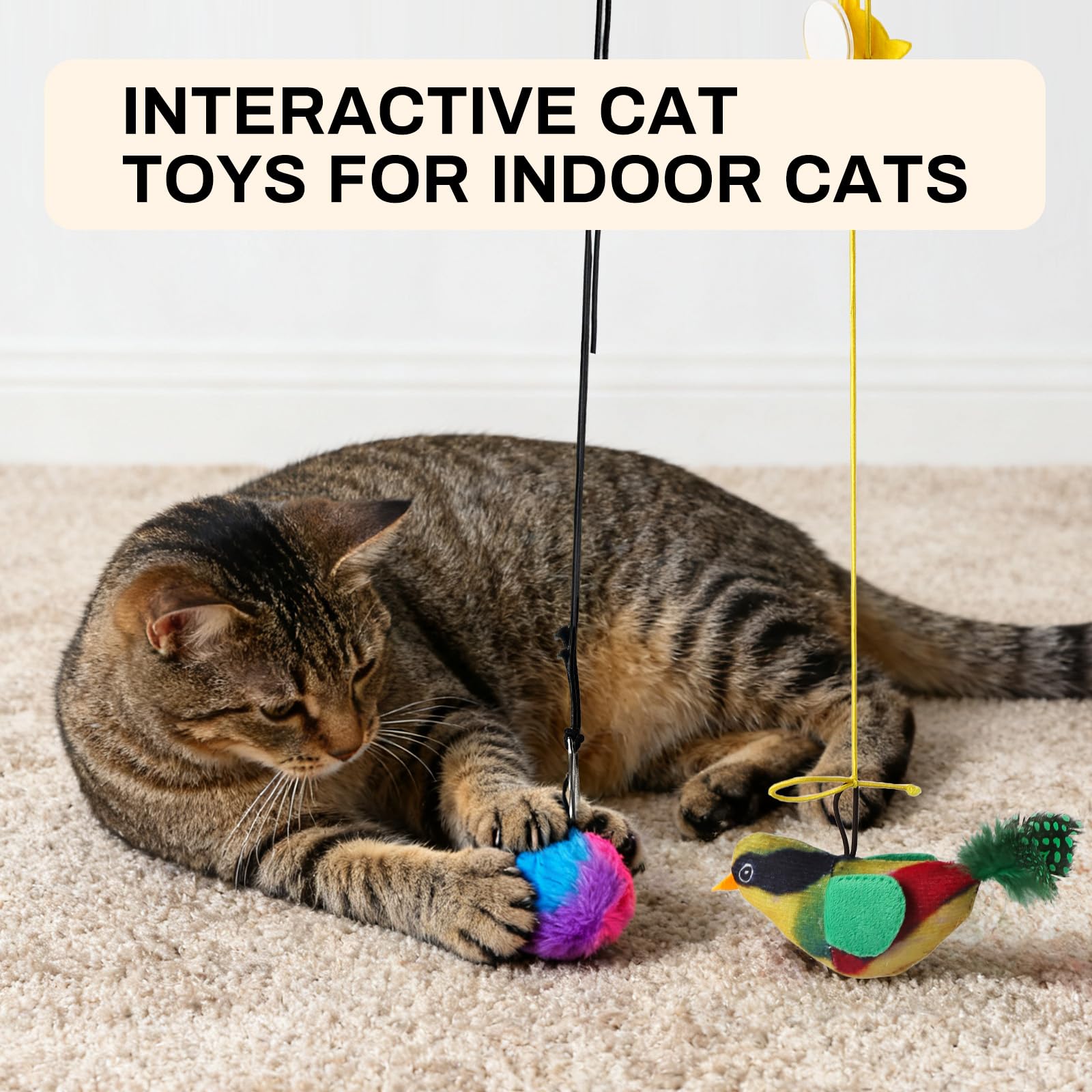 Ottmat dos juguetes para gatos en casa, opciones de juego en un solo set.