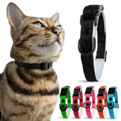 OutdoorBengal collar gato con cierre de liberación rápida para seguridad.