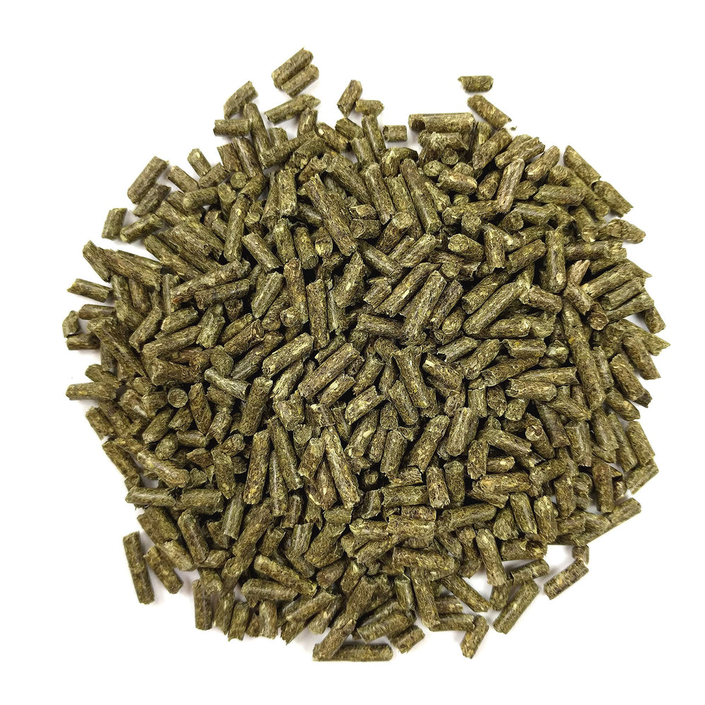 Pellets uniformes con alfalfa, fuente de calcio y proteína para crecimiento