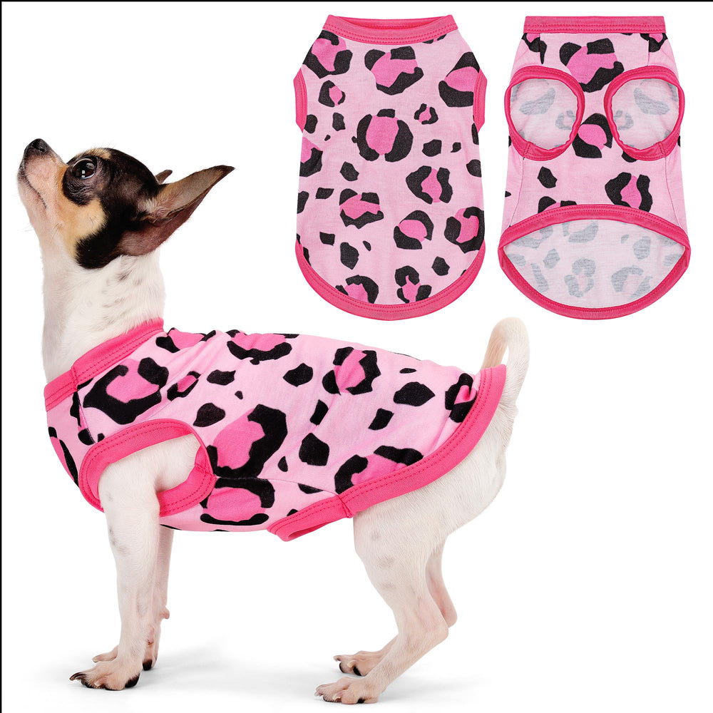 Paiaite: camiseta para perro leopardo rosa, vista frontal para paseos con estilo.