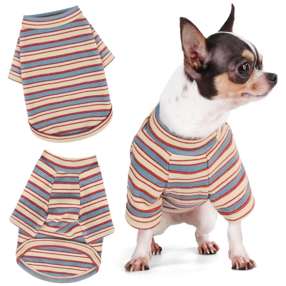 Paiaite camiseta para perro a rayas, patrón colorido que destaca en fotos.