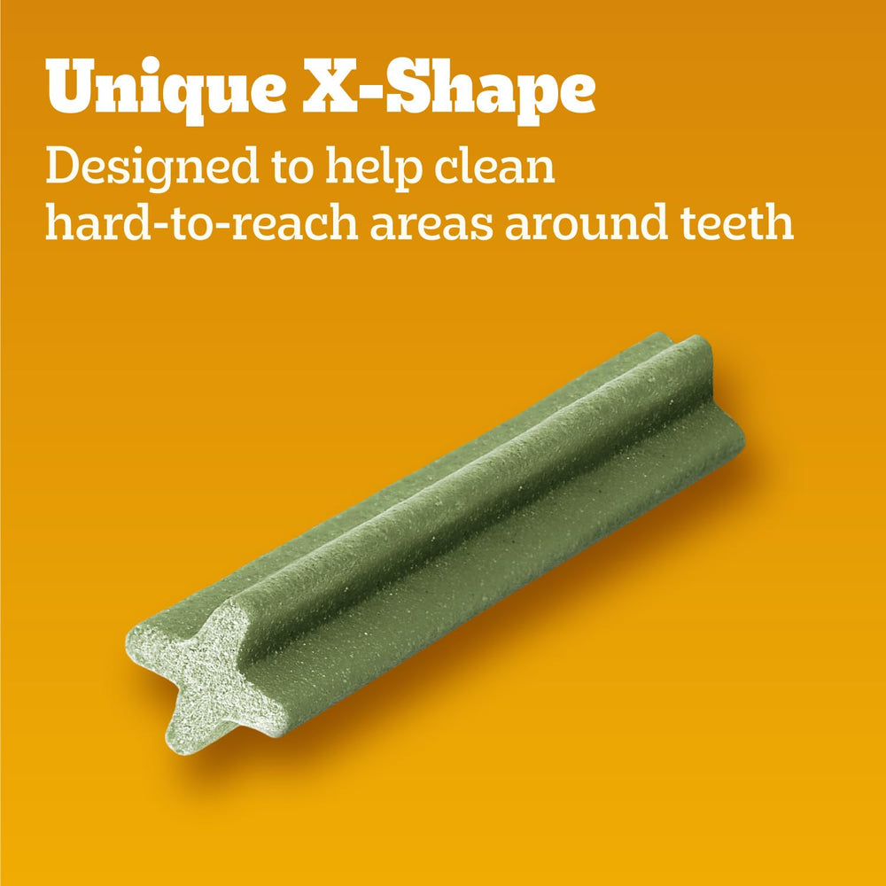 Dentastix para razas pequeñas mejora la limpieza dental diaria.