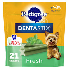 Pedigree Dentastix: diseño en X para limpieza dental durante la masticación