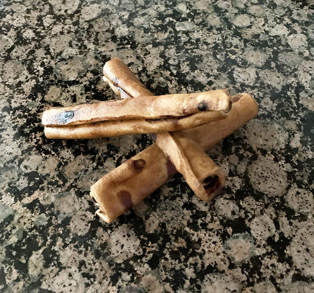 Pet Factory rollos con sabor a mantequilla de cacahuete para perros.