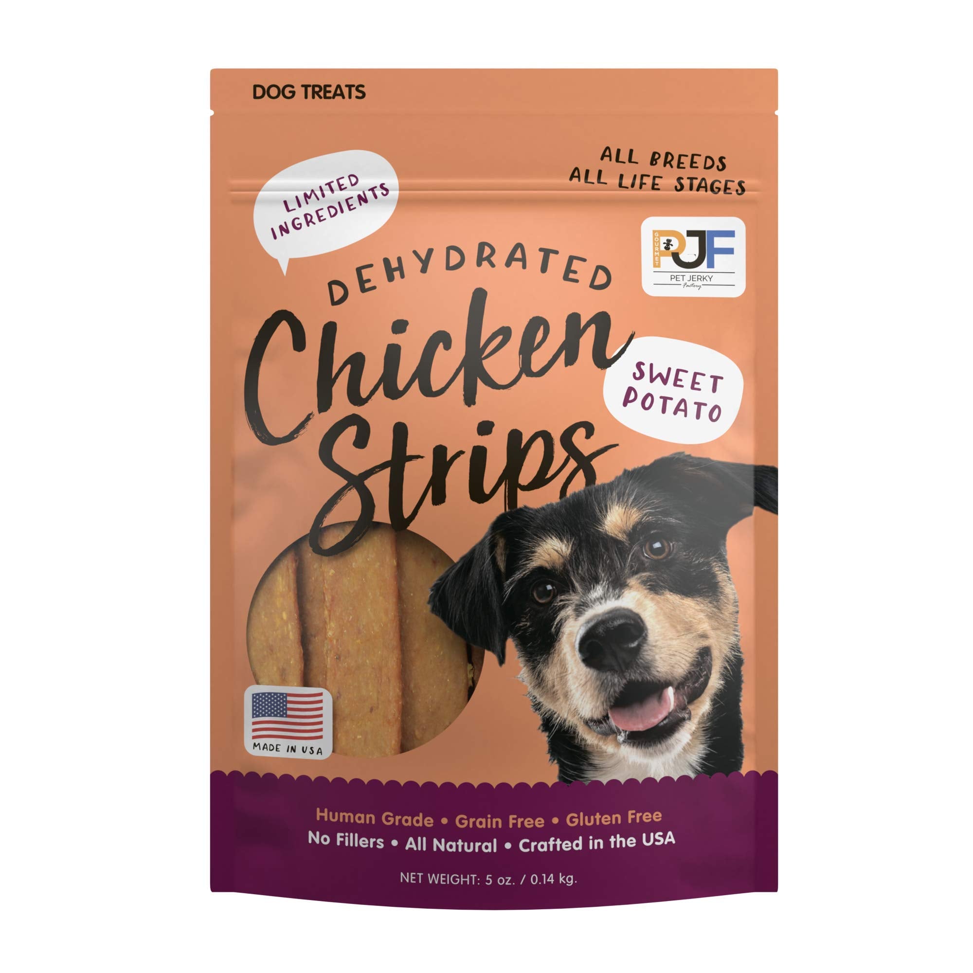 Pet Jerky Factory snack de pollo y camote frente al producto, listo para masticar