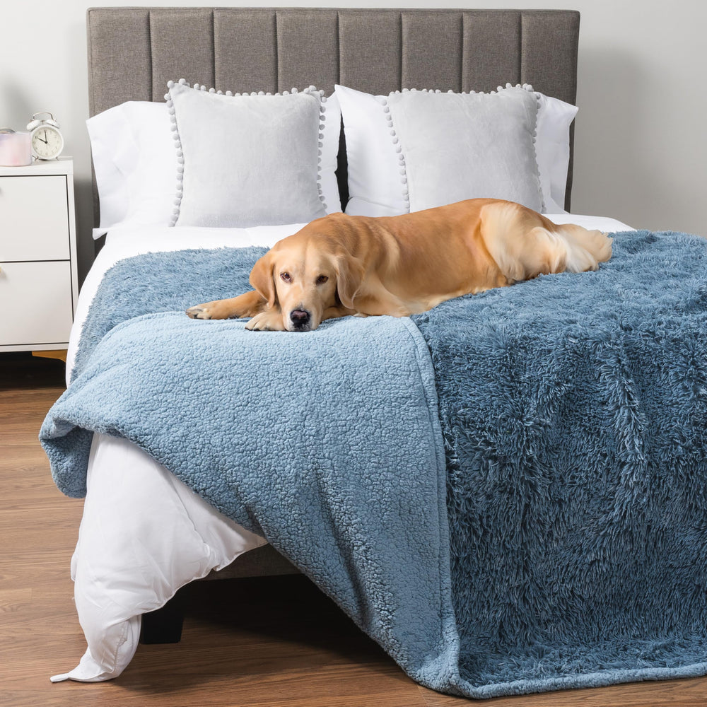 PetAmi Manta impermeable para perros grandes, protege muebles de derrames.