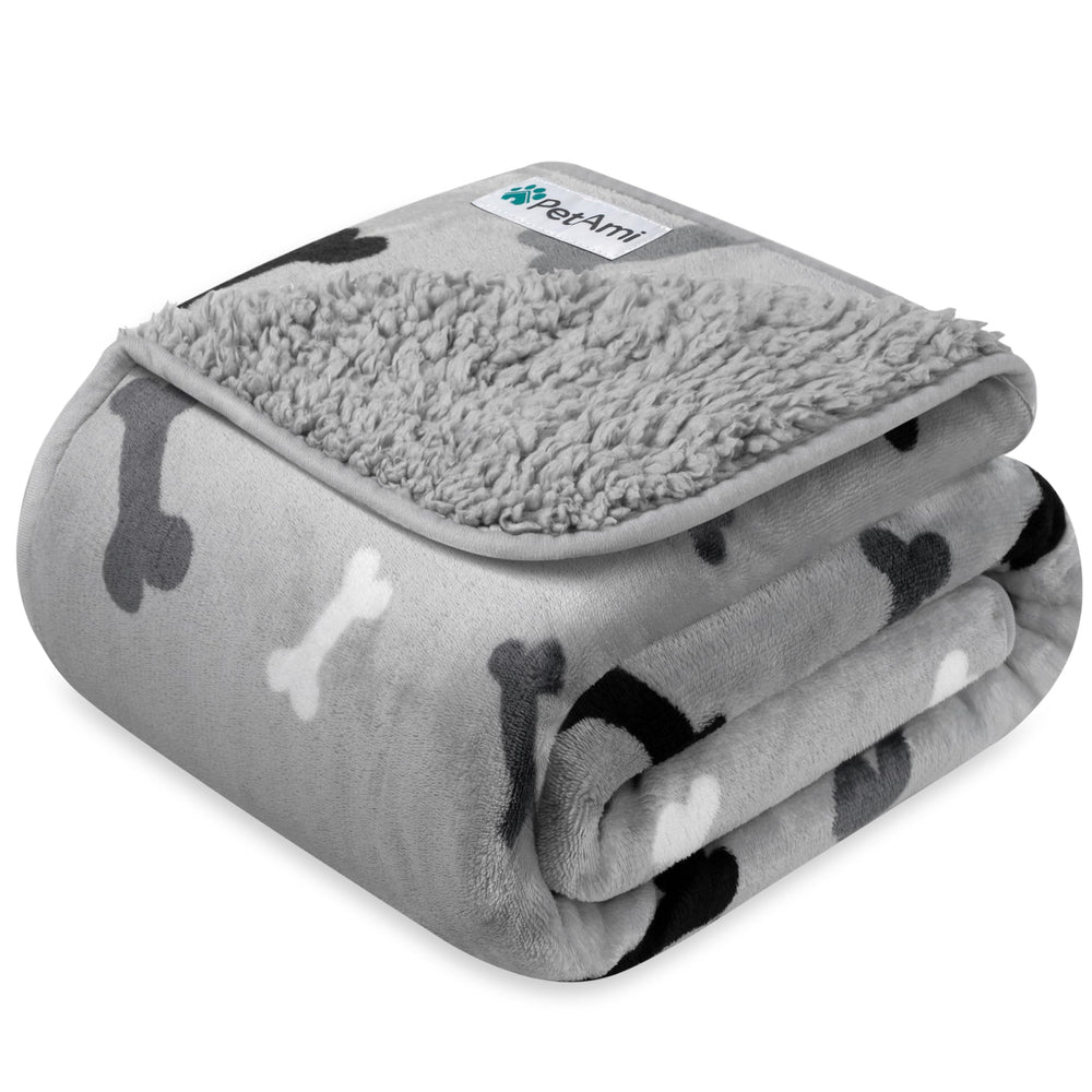 Manta reversible PetAmi con forro sherpa para mayor calidez y confort