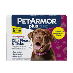 PetArmor Plus aplicado en el lomo de un perro durante la aplicación