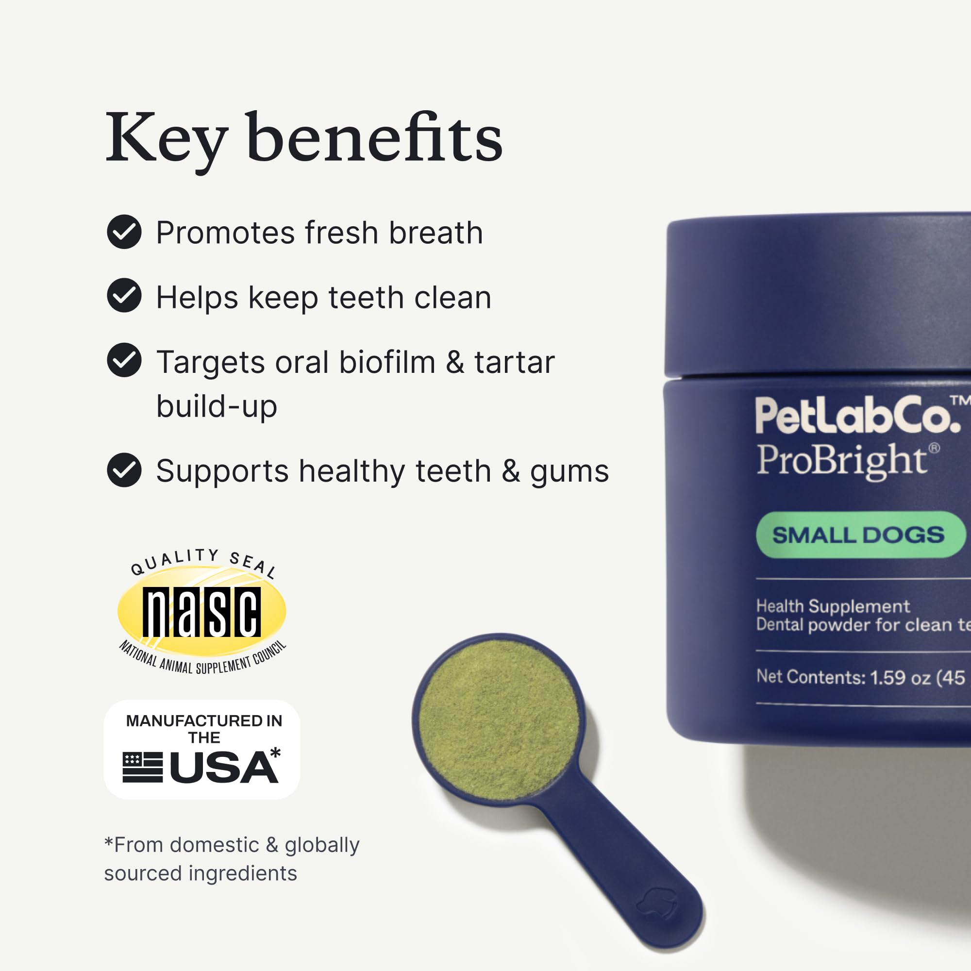 Perro sonriente con boca fresca gracias a ProBright de PetLab Co.