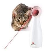 PetSafe Bolt con espejo ajustable para dirigir el láser en cualquier habitación.