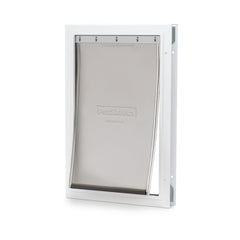 PetSafe Freedom Aluminum: panel ajustable para instalación rápida y segura.