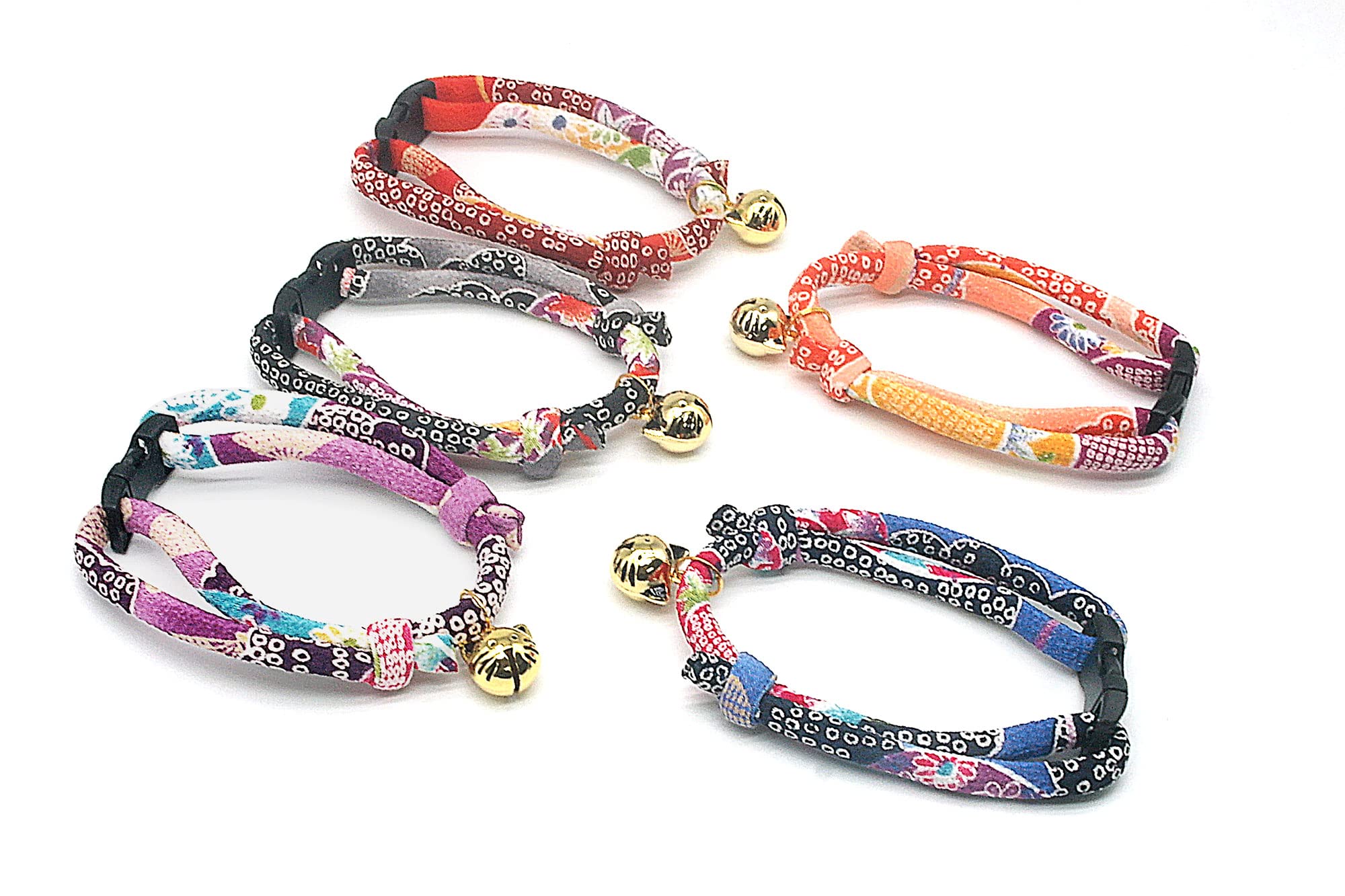 Collar PetSoKoo de crepe suave, cómodo para uso diario.