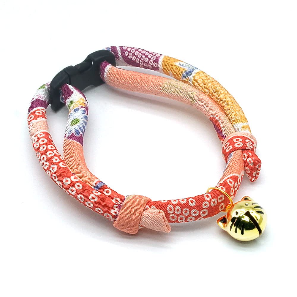 PetSoKoo collar gatito con tejido crepé suave, cómodo y hipoalergénico para uso diario.