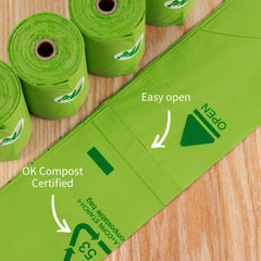 PKPOO bolsas con diseño perforado para acceso rápido durante caminatas.