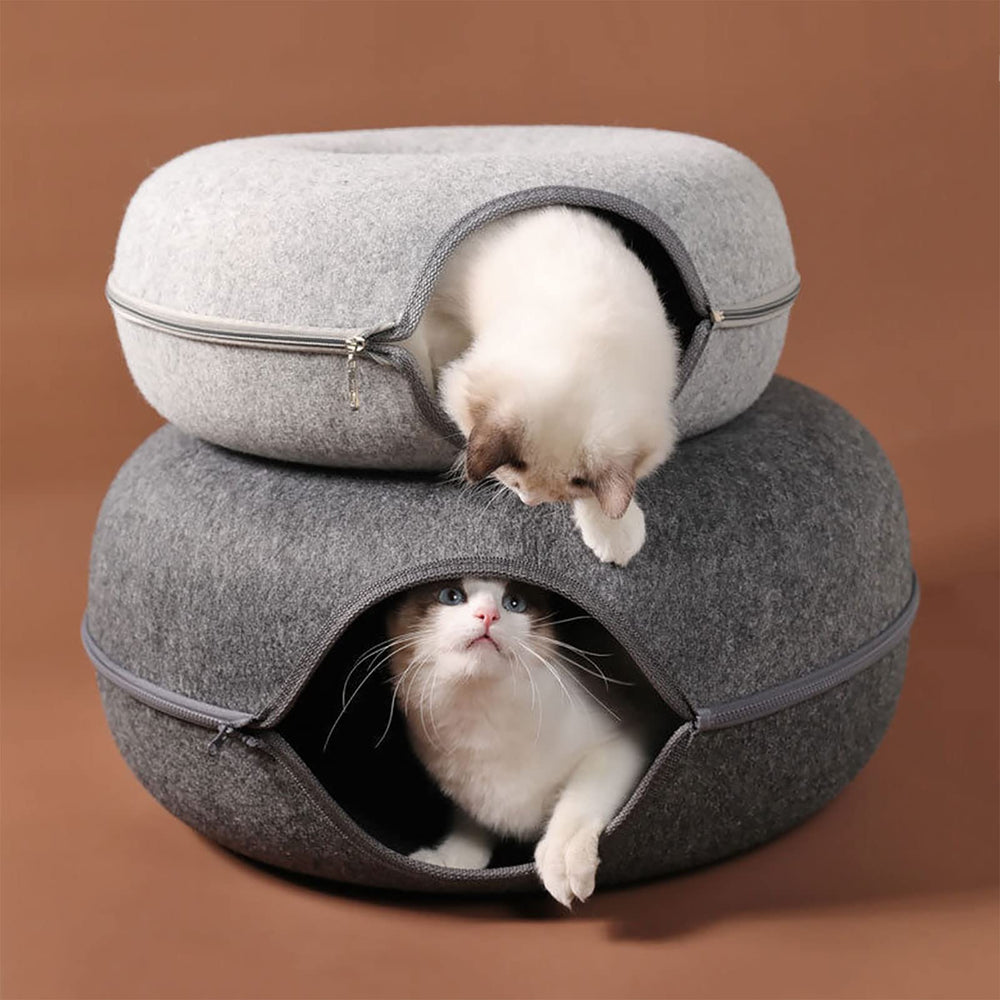 Tamaño mediano apto para gatos de hasta 9 libras.