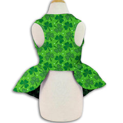 Estampado de trébol verde y lunares verde en el vestido Pohshido.