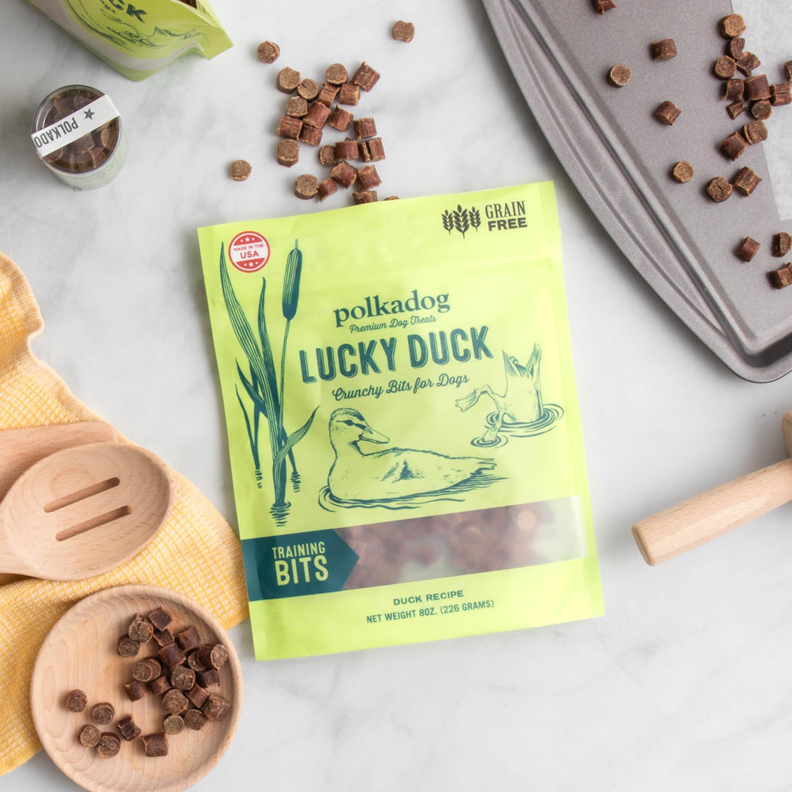 Polkadog Lucky Duck Training Bits, hecho en Estados Unidos, elaborado con ingredientes locales de calidad.