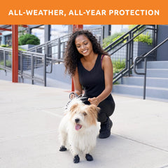 Botas Protex PawZ de goma natural, diseño ligero para caminatas.