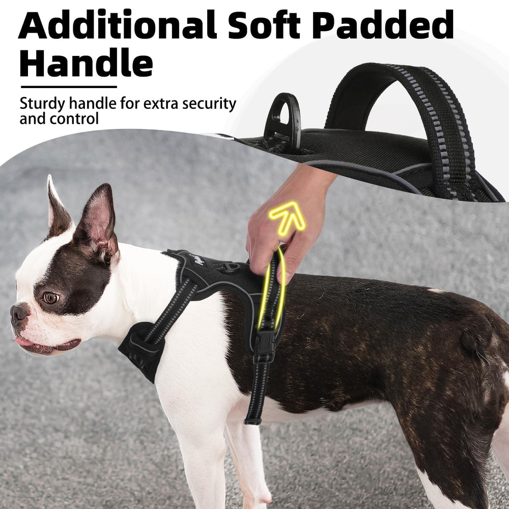Arnés Pupteck con asa superior para control cómodo y ayuda al subir al coche.