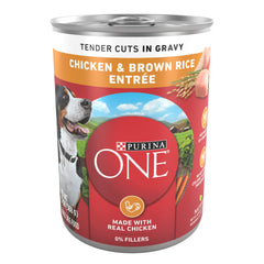 Purina ONE Natural Cortes tiernos en salsa de pollo con arroz marrón, para una comida sabrosa diaria.