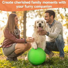 QDAN Pelota de goma natural en verde, superficie resistente para juego prolongado.