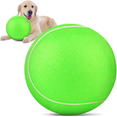 QDAN Pelota de tenis gigante en primer plano para perros grandes, ideal para juego al aire libre.