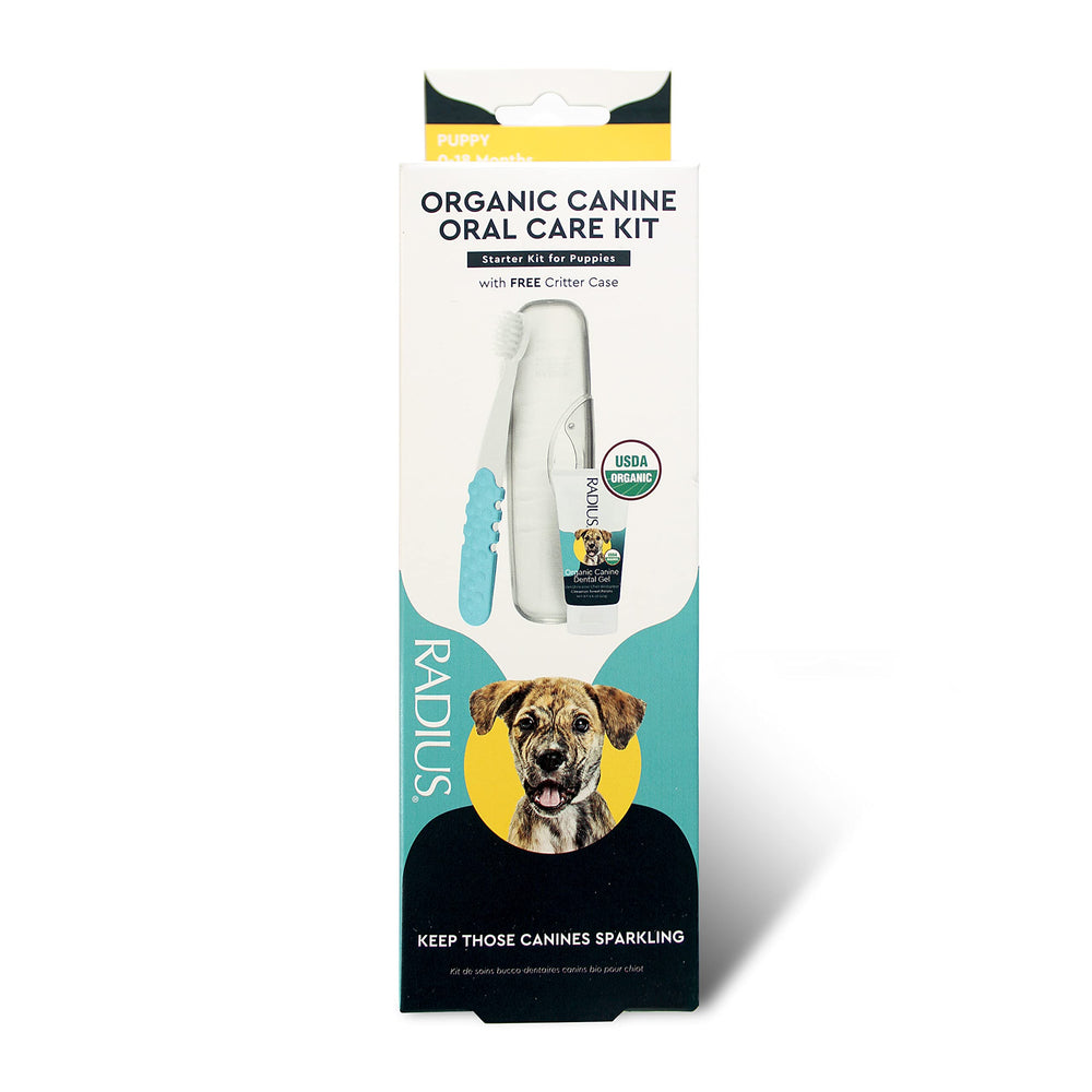 Cepillo dental RADIUS para cachorros con cerdas suaves para higiene bucal.