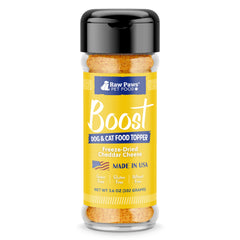 Raw Paws Boost, topper de queso seco espolvoreado sobre croquetas para perros