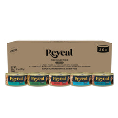 Reveal comida húmeda en lata para gatos con pescado, sabor natural y alto nivel de hidratación.