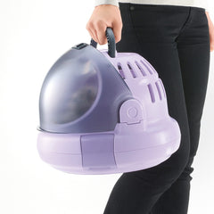 Richell cápsula espacial con puerta bloqueable para mayor seguridad en transporte.