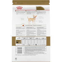 Royal Canin Chihuahua, kibble de tamaño especial para mordida pequeña, facilita la toma.