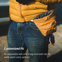 Ruffwear Treat Trader incluye cinturón ajustable para uso cómodo