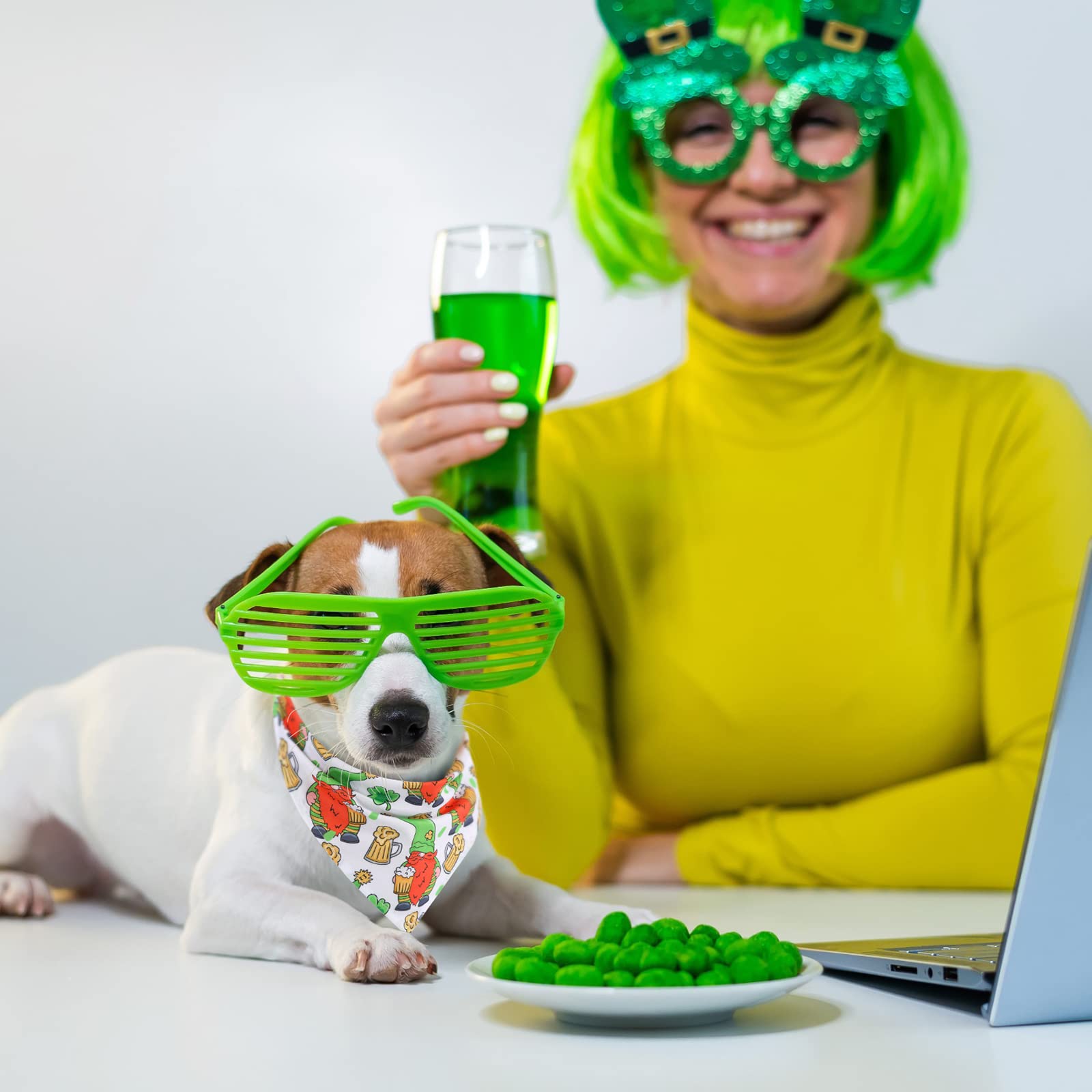 Bandana Sanwuta para perro con ajuste estable, sirve para la mayoría de tamaños