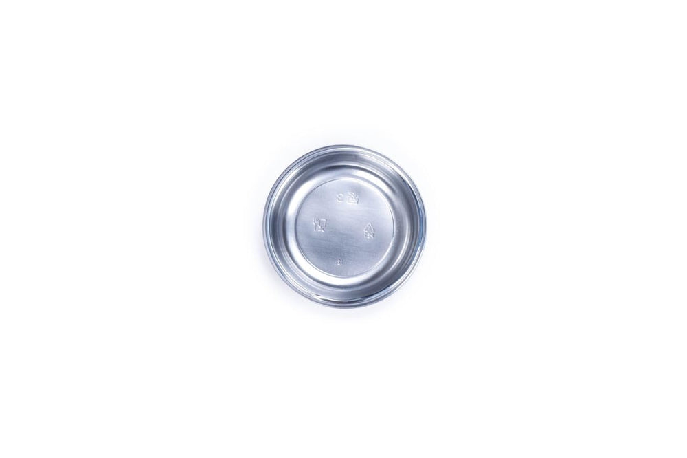 Skywin tazón desechable para gatos, diseño compacto para ahorro de espacio.