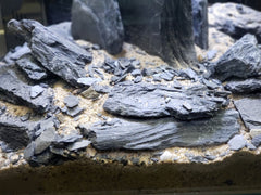 Small World Slate & Stone: escaleras de piedra para zonas de calentamiento de reptiles.