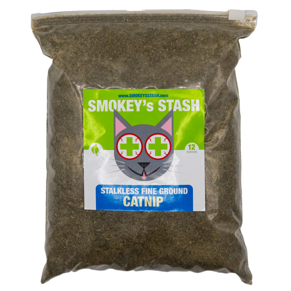Smokey's Stash Catnip uso diario para enriquecimiento sensorial de gatos