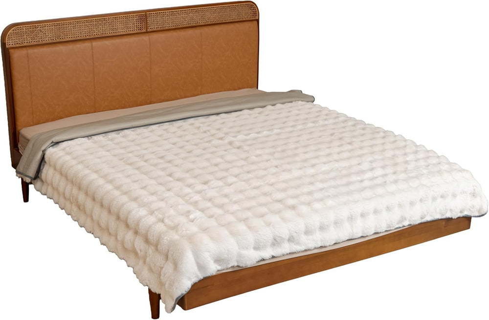 Protección para muebles con estilo sin mojarse gracias al forro impermeable.