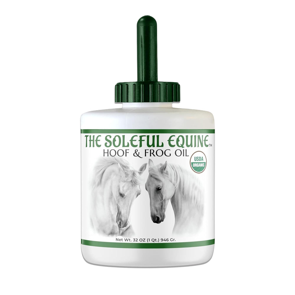 The Soleful Equine Aceite para cascos; botella lista para una aplicación suave que hidrata.