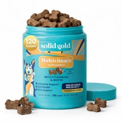 Solid Gold Dog Multivitamin, masticables sabor panceta para apoyo diario de la salud.