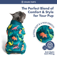 Spark Paws Pijama Dinosaurios dorso: diseño que abraza el cuerpo para mayor confort.