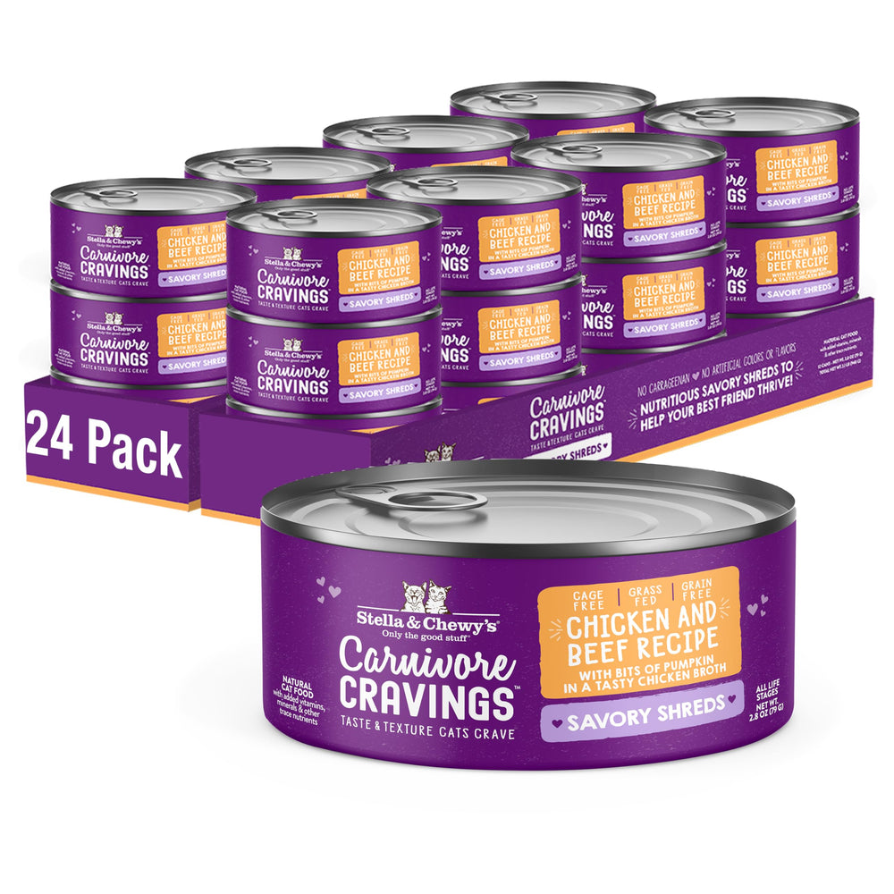 Lata de Stella & Chewy's Carnivore Cravings Savory Shreds, sabor pollo y res, atractiva para gatos exigentes.