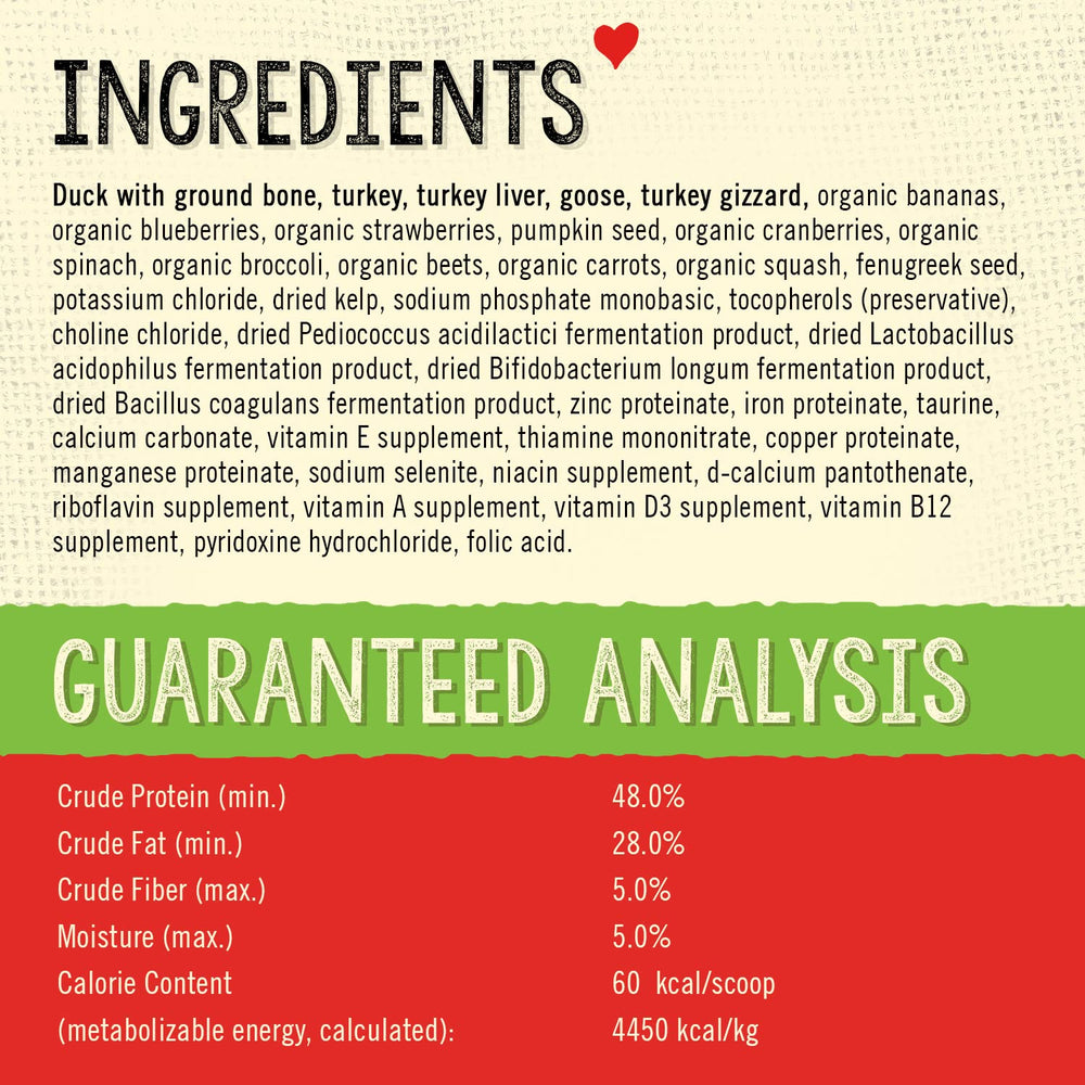 Stella & Chewy's Superfoods con bananas, arándanos y fresas para sabor y color.