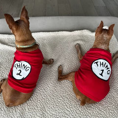 Camiseta SUEOSU Thing 2 para perros, estilo divertido para juego al aire libre.