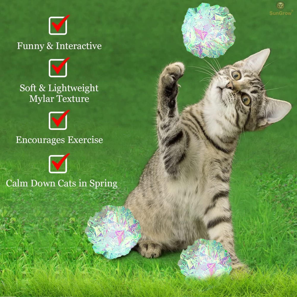 SunGrow Mylar Cat Crinkle Ball con textura suave, ideal para exploración táctil.